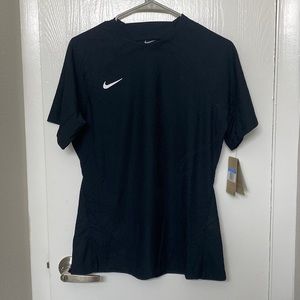 Nike Womens M workout t-shirt